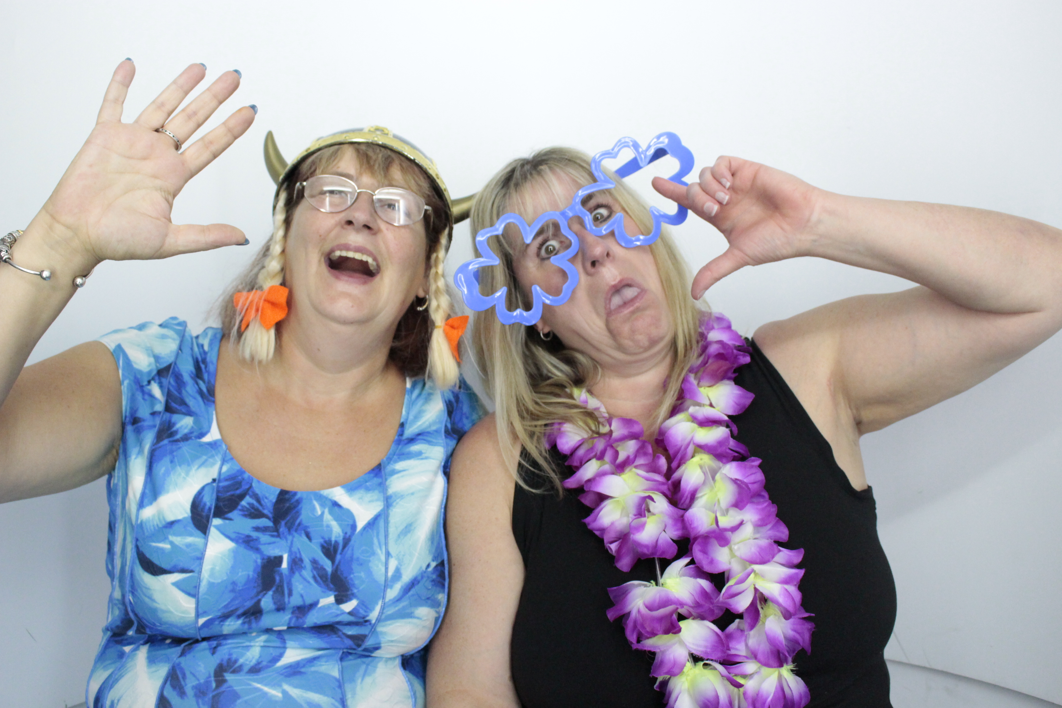 Kerry's 30th Birthday | View more photos from the event at gallery.myphotoboothexperience.co.uk/u/MyPhotoBoothExperienceLtd/Kerrys-30th-Birthday